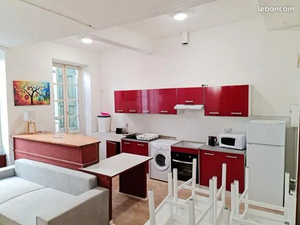 Studio 1 pièce 33 m² 