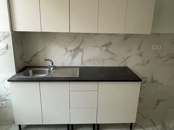 Appartement studio / f1 - rez-de-chaussée - entièrement rénové - mulhouse 