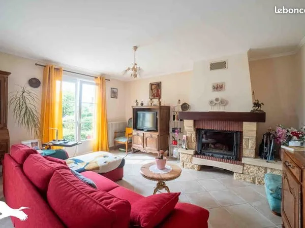 Propriété 4 pièces 101 m² 