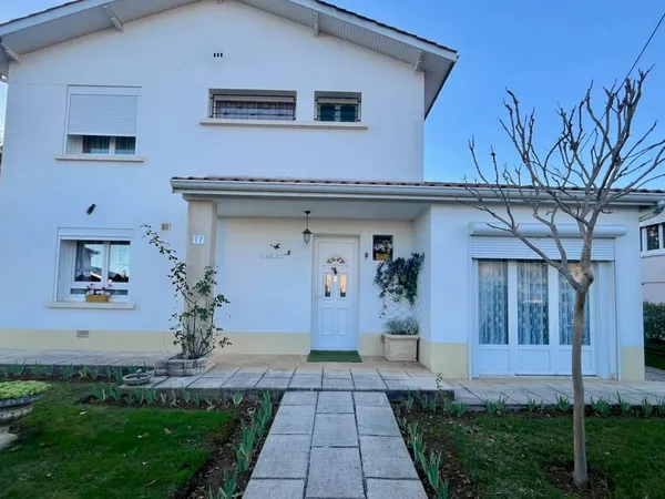 Maison 5 pièces 111 m² 
