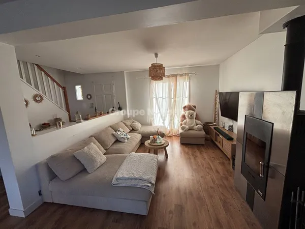 Maison 6 pièces 104 m² 