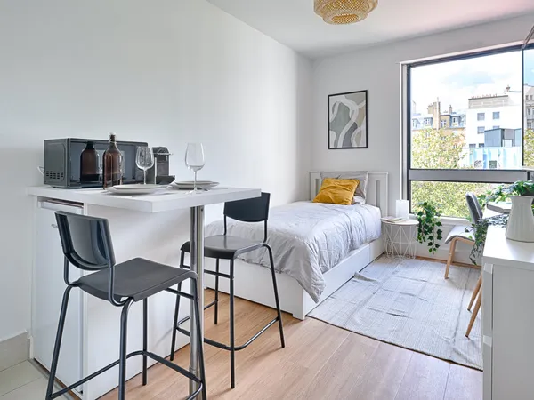 Appartement 1 pièce 14 m² 