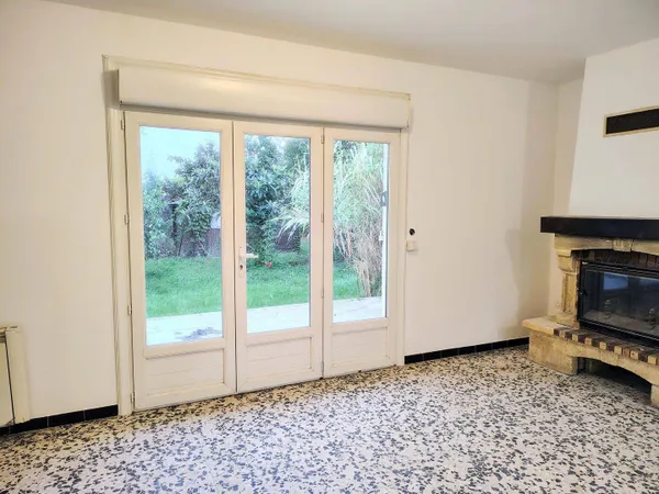 Maison 1 pièce 99 m² 