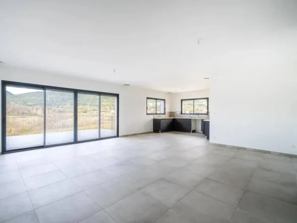 Maison 5 pièces 126 m² 