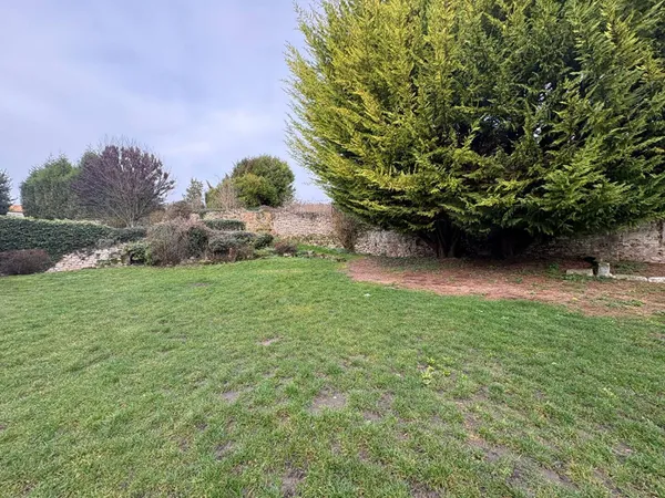 Terrain constructible 430 m² 