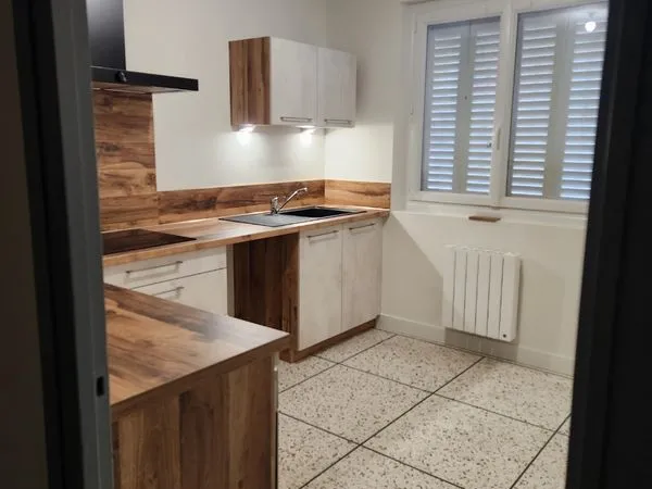 Appartement 3 pièces récemment rénové 