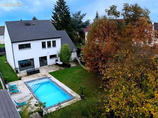 Maison 7 pièces 209 m² 