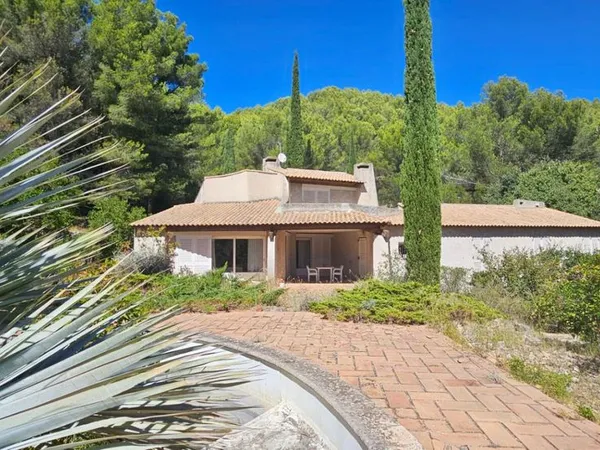 Maison 9 pièces 162 m² 