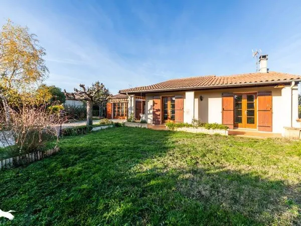 Maison de plain-pied 4 pièces 90 m² 