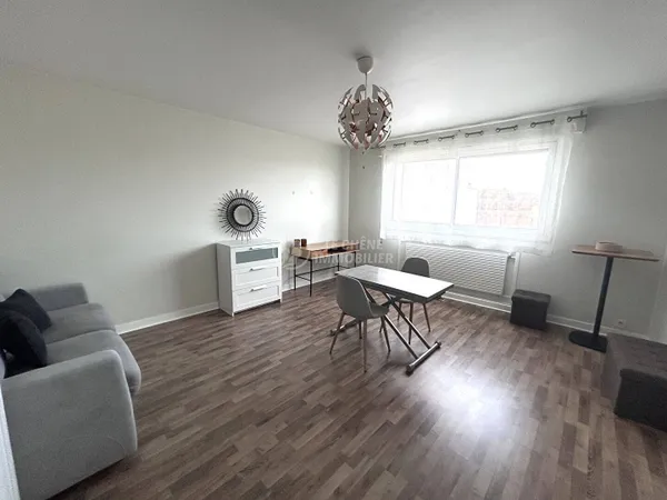 Appartement 1 pièce 33 m² 