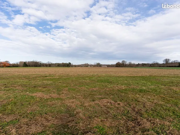 Terrain 1703 m² Saint-Martin-de-Hinx 