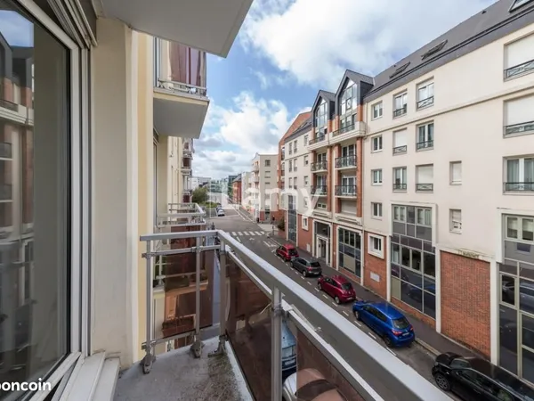 Appartement 4 pièces 85 m² 