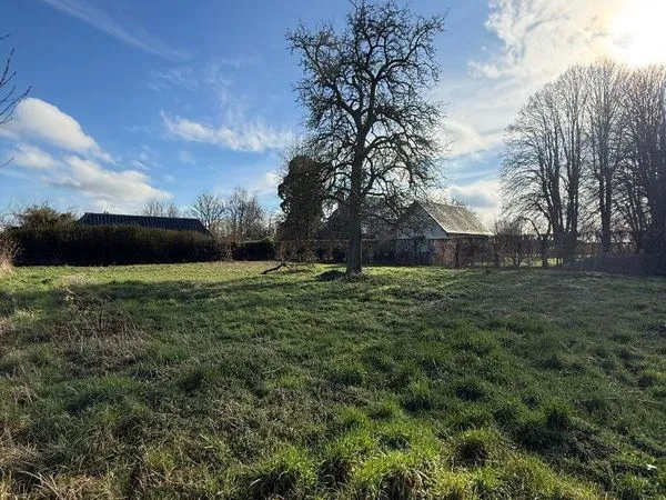 Terrain 1061 m² Fresne-le-Plan 