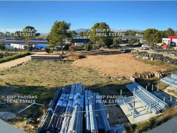 Terrain industriel 3500 m² 