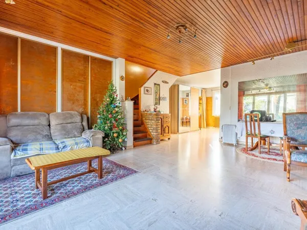 Maison de 3 pièces de 99 m² à Villeneuve-Saint-Georges 