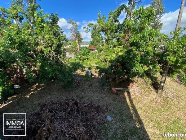 Terrain de 429m2 constructible non viabilisé 97437 Sainte-Anne 