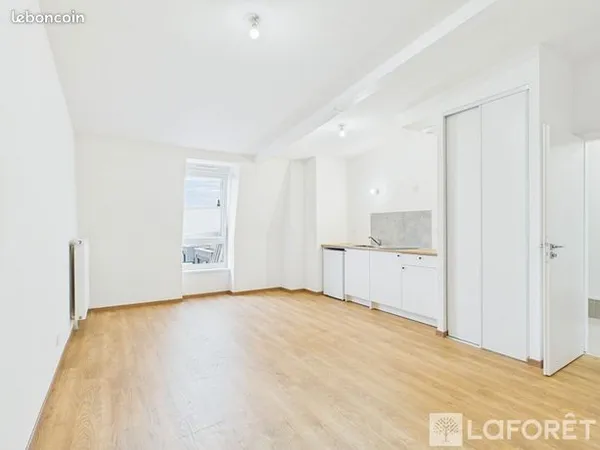 Appartement 1 pièce 30 m² 