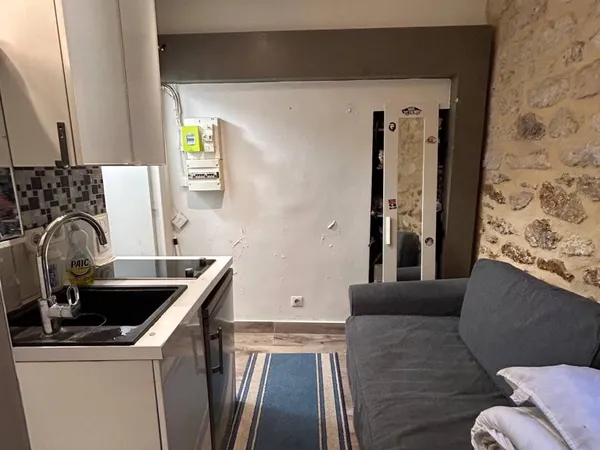 Local 1 pièce 7 m² 