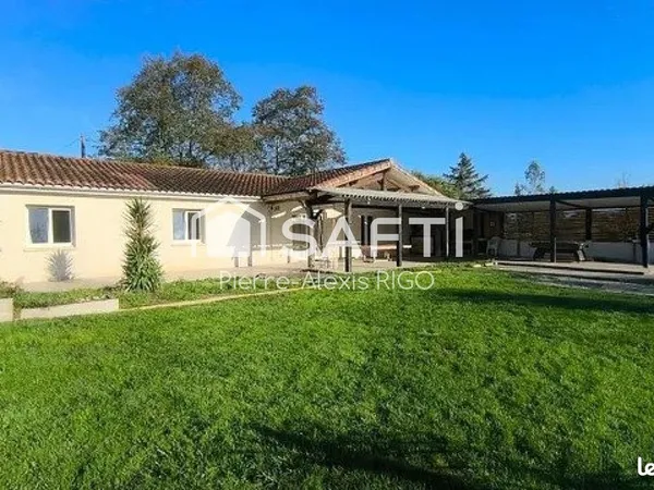 Propriété 5 pièces 153 m² 