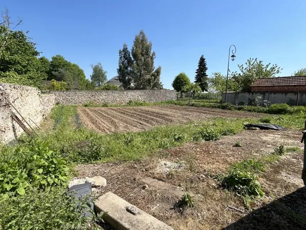 Terrain à bâtir de 400 m² à BOINVILLIERS (78) 