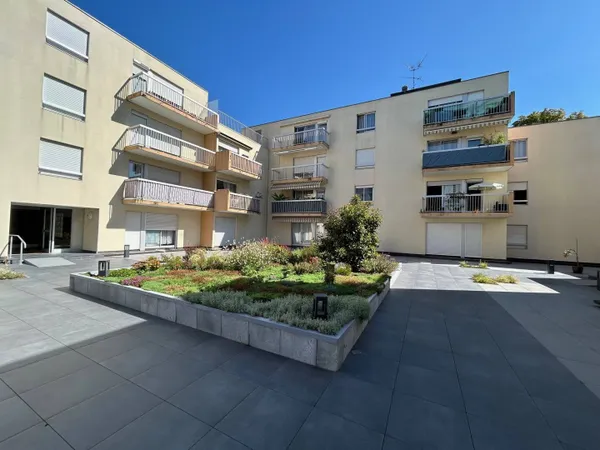 Studette 1 pièce 15 m² 