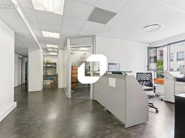 Bureaux 199 m² 