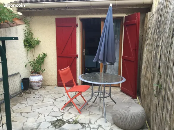 Studio avec terrasse 