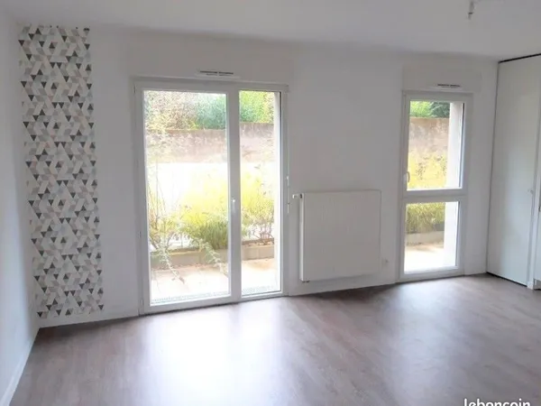 Studio 1 pièce 26 m² 