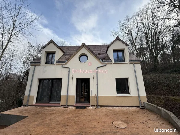 Maison 5 pièces 140 m² 