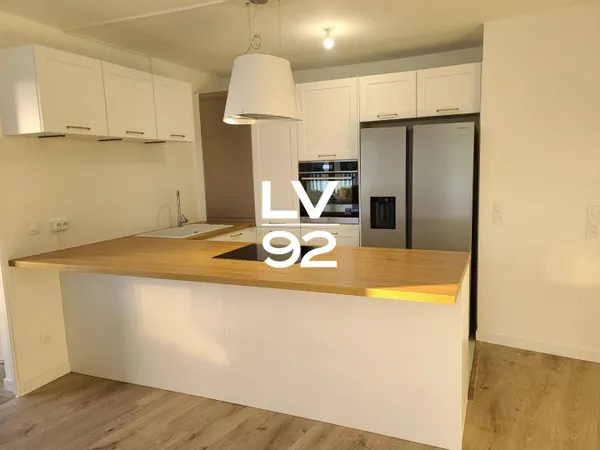 Appartement 4 pièces 85 m² 