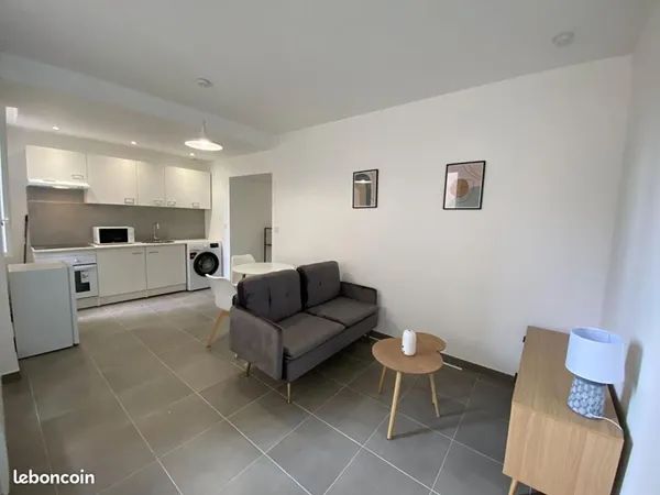 Appartement 1 pièce 44 m² 