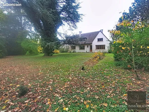 Maison 13 pièces 279 m² 