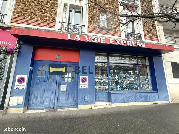 Local commercial 127 m² 
