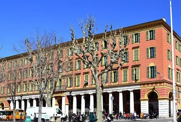 Studio 1 pièce 16 m² 