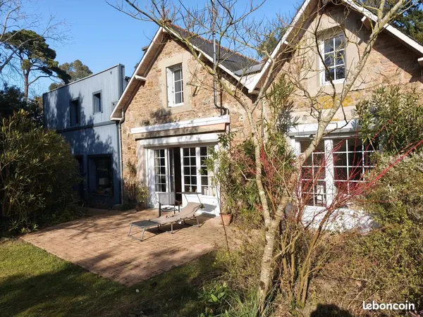 Propriété 6 pièces 170 m² 