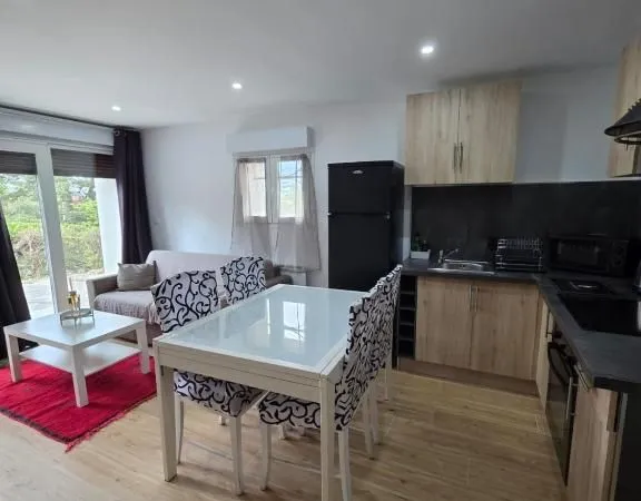 T3 meublé 47 m² - Rez-de-jardin - Terrasse 