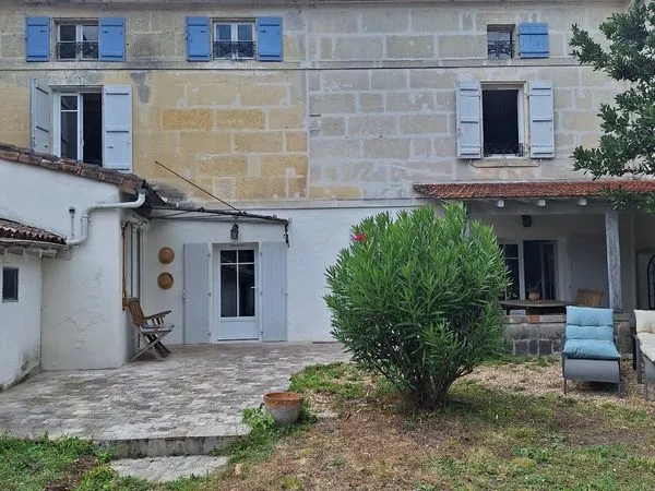 Maison de ville 7 pièces 160 m² 