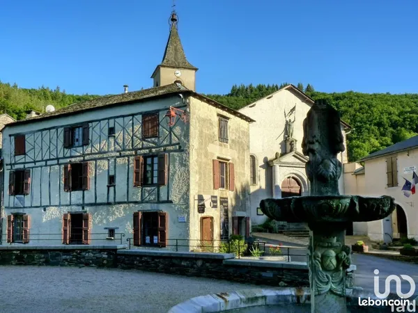 Maison de caractère XVIe-XVIIe siècle - Vue exceptionnelle sur le château et la rivière 
