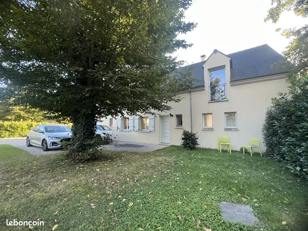 Maison 8 pièces 215 m² 