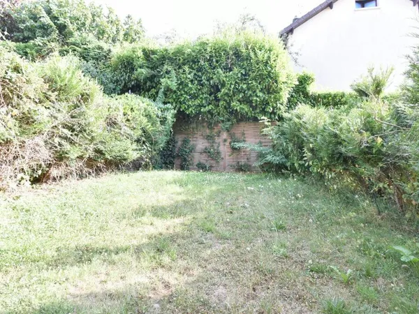 Studio 1 pièce 31 m² 