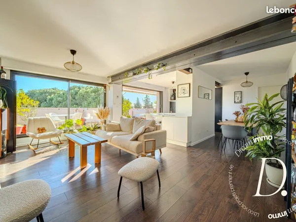 Appartement 3 pièces 84 m² 