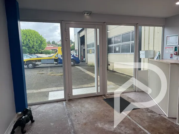 Local commercial Auch 570 m2 
