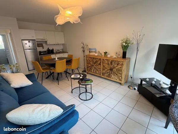 Proche plage et commerces superbe 3 pieces avec terrasse et garage 