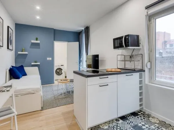 Studio 1 pièce 23 m² 