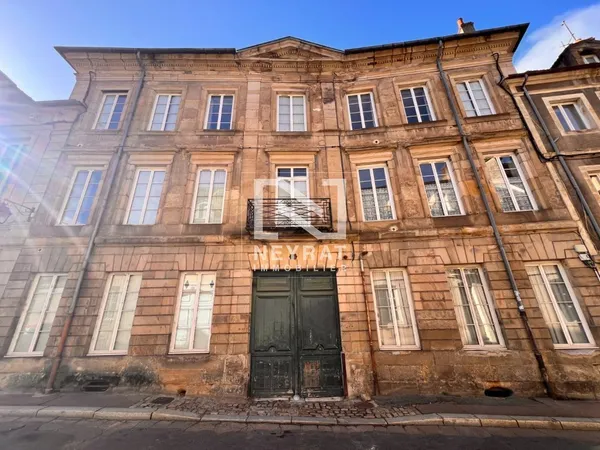 Immeuble de rapport à AUTUN ! 