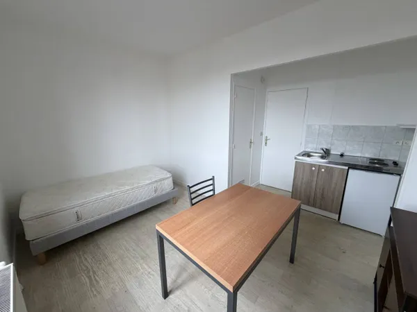 Appartement 1 pièce 16 m² 