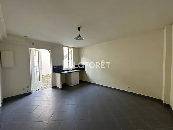 Studio 1 pièce 20 m² 