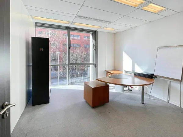 Bureaux 2493 m² 