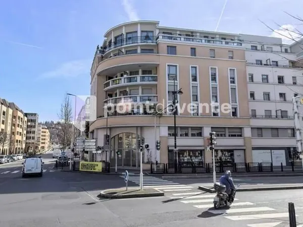 Boutique 89 m² 