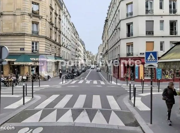 Commerce cadeaux/fleurs 75 m² 